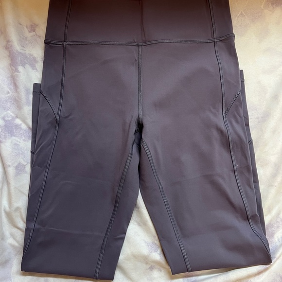 Lululemon In Movements 25” - Picture 3 of 5